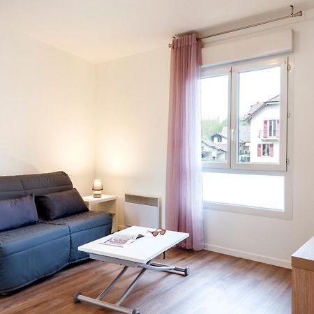 Sejours & Affaires Annecy Le Pont Neuf Aparthotel Cran-Gevrier Bagian luar foto