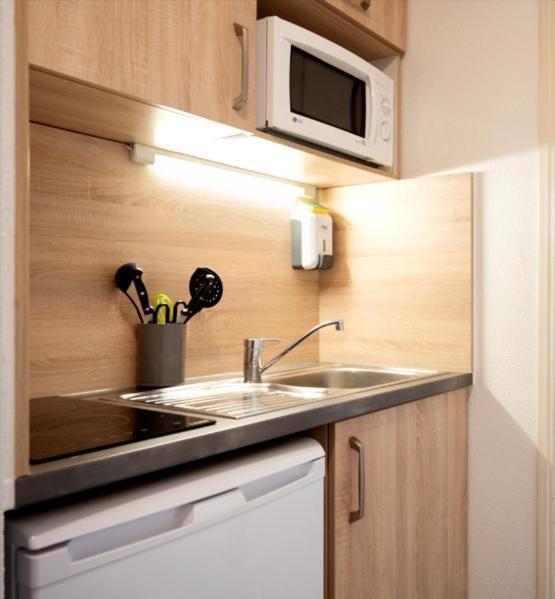 Sejours & Affaires Annecy Le Pont Neuf Aparthotel Cran-Gevrier Bagian luar foto